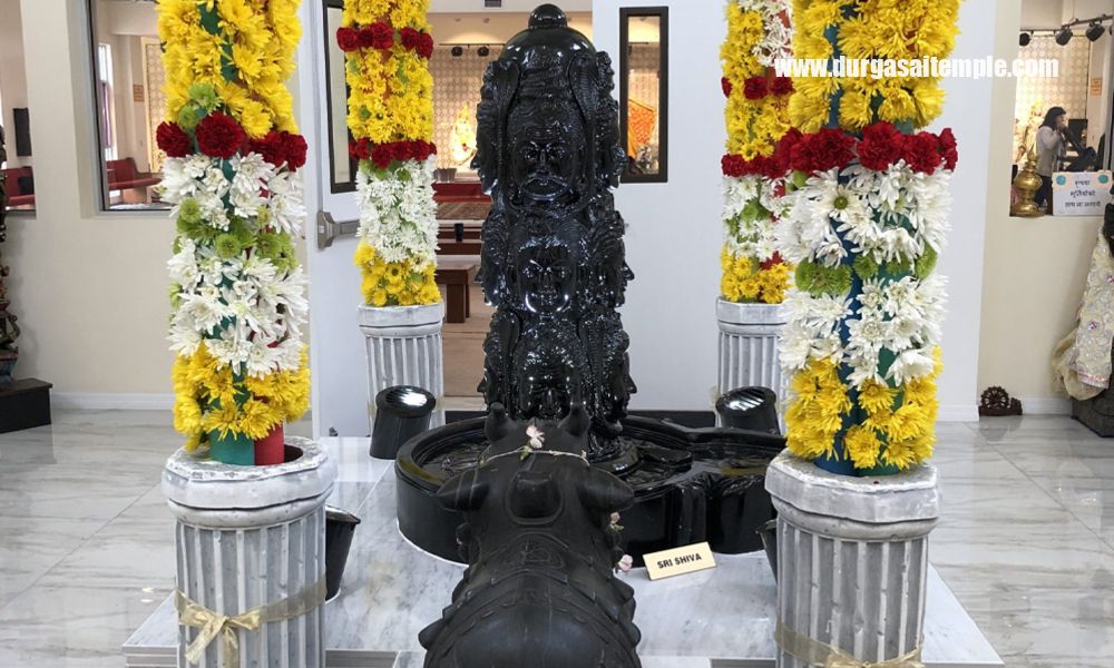 Dwadash Jyotirlingas of God Shiva: Know the Story, Locations & Significance